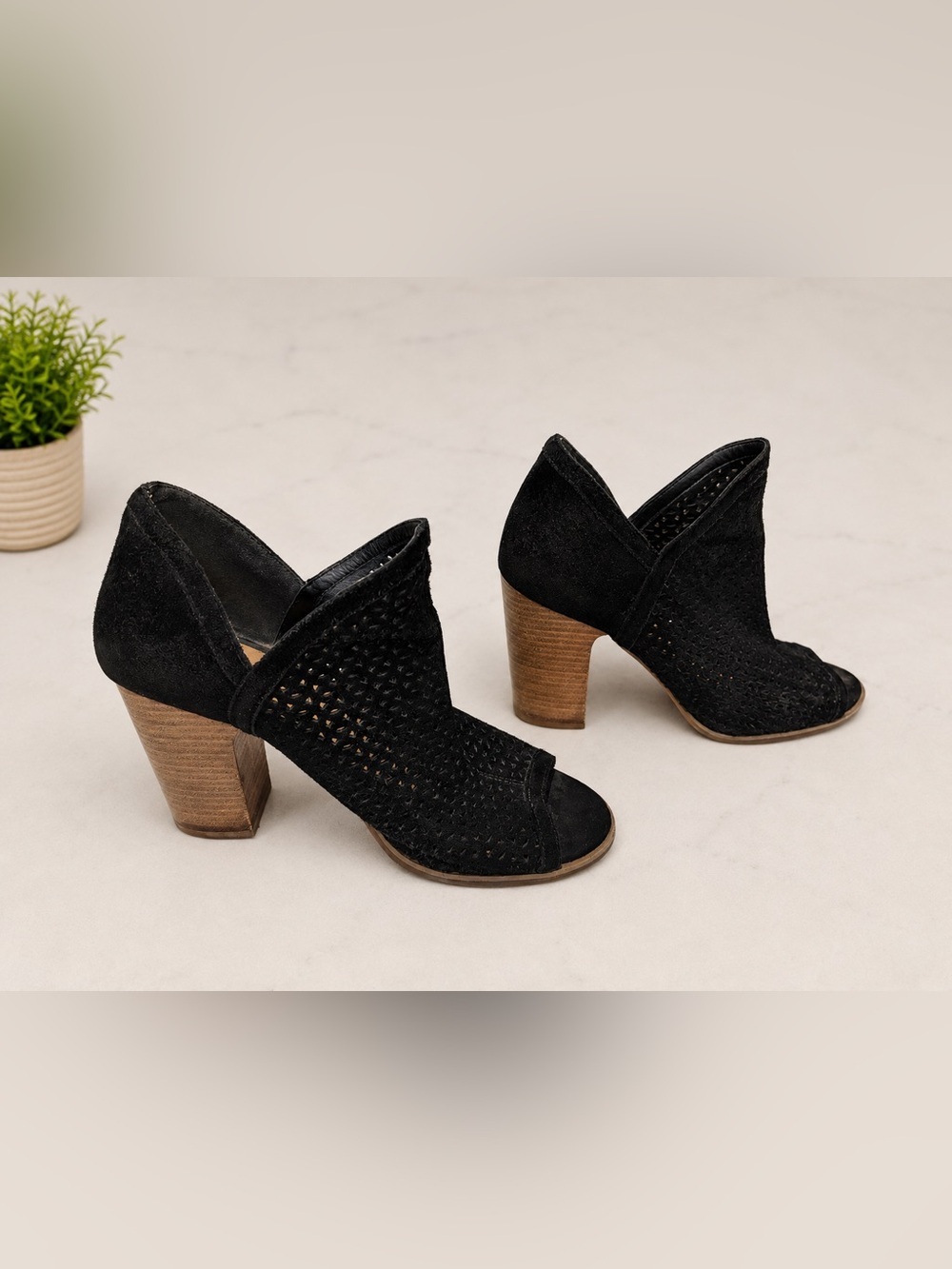 Lucky Brand Black Perforated Suede Peep Toe Booties Stacked Heel Womens Size 9